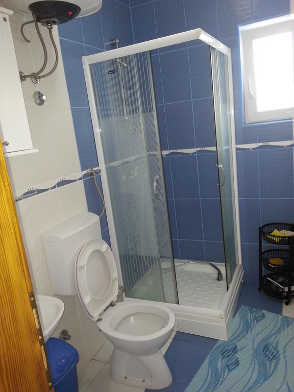 Apartments Montenegro Risan Cuckovic Ruang foto