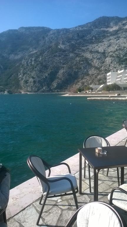 Apartments Montenegro Risan Cuckovic Bagian luar foto