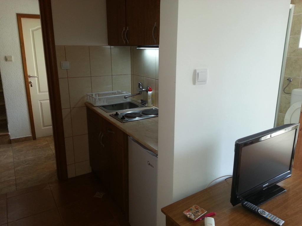 Apartments Montenegro Risan Cuckovic Bagian luar foto