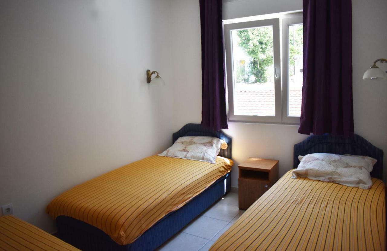 Apartments Montenegro Risan Cuckovic Bagian luar foto