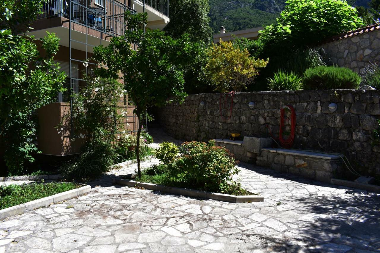 Apartments Montenegro Risan Cuckovic Bagian luar foto